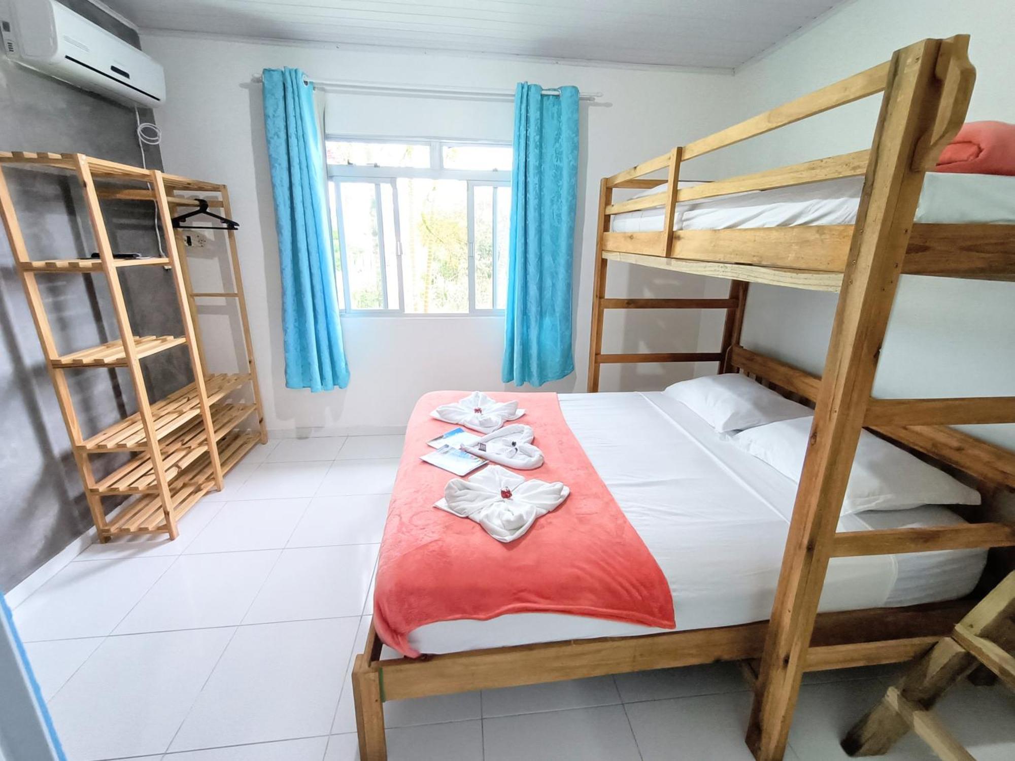 Hostel Casa Da Vo Rosa 塞尔苏拉穆斯州长镇 外观 照片